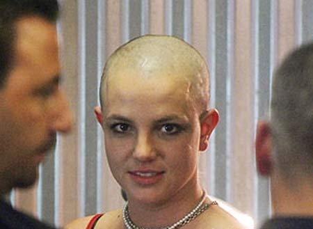 shaved head women. Britney Spears shaved her head